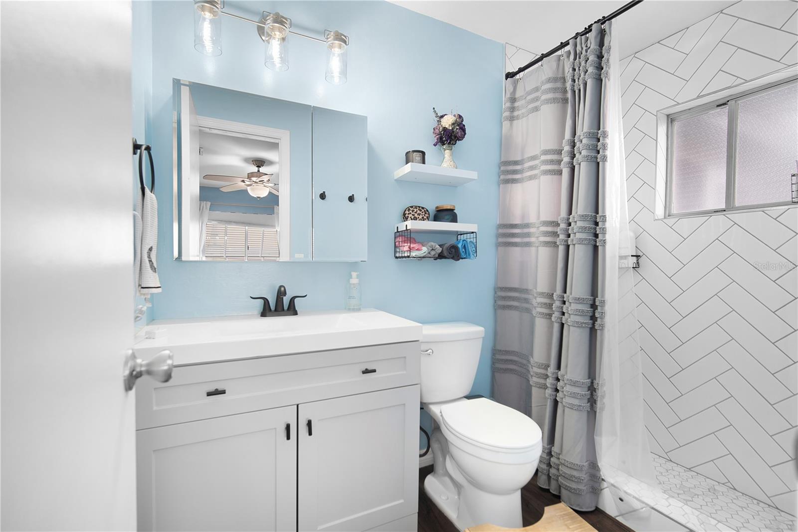 Image 13 of 30 For 2324 Woodleaf Court