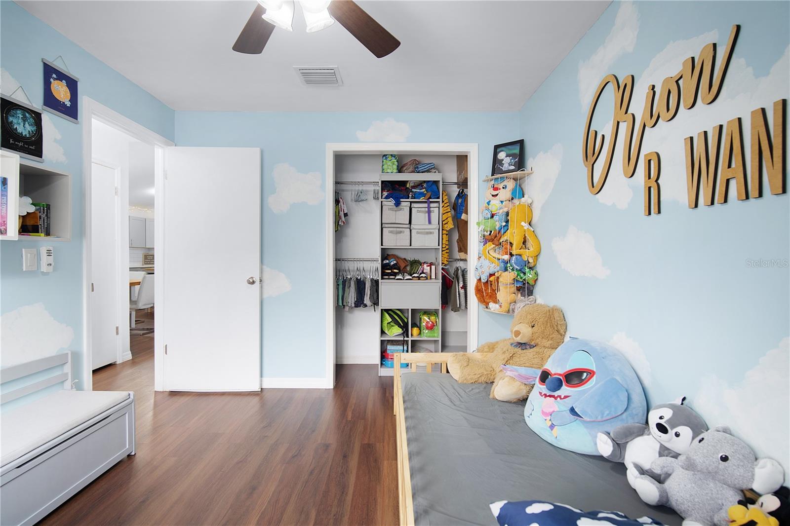 Image 17 of 30 For 2324 Woodleaf Court