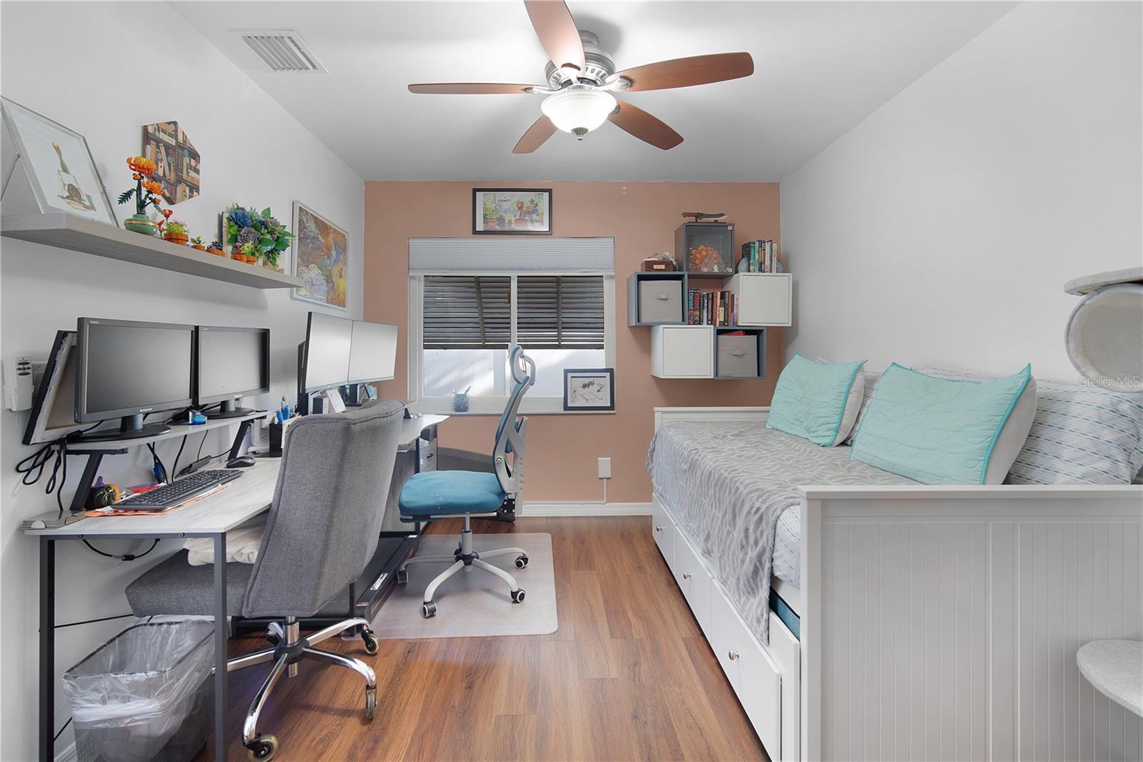 Image 19 of 30 For 2324 Woodleaf Court