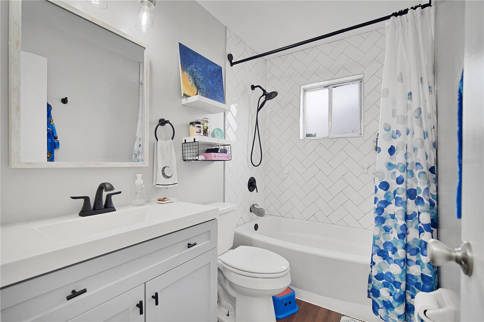 Image 22 of 30 For 2324 Woodleaf Court