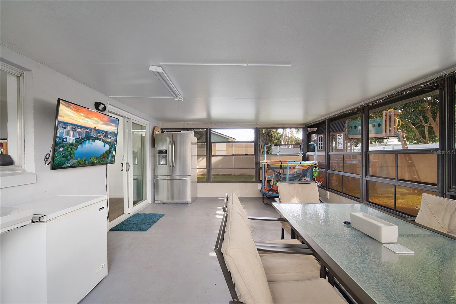 Image 25 of 30 For 2324 Woodleaf Court