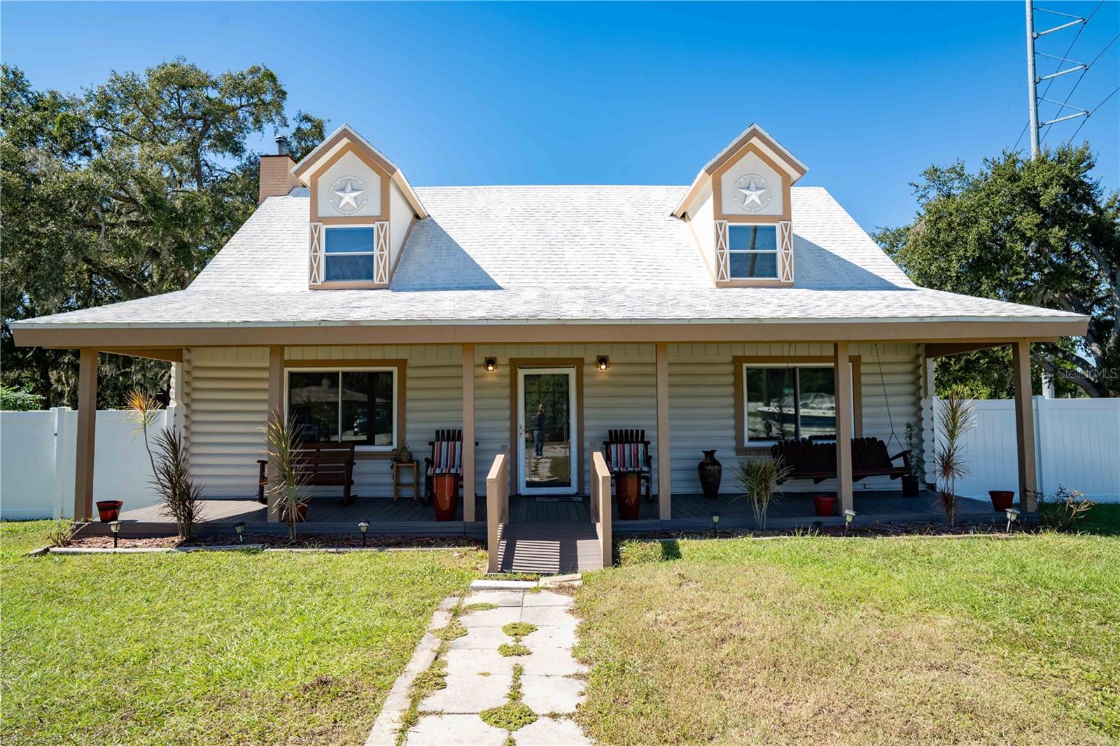 Image 4 of 50 For 4599 Reynosa Drive Sw