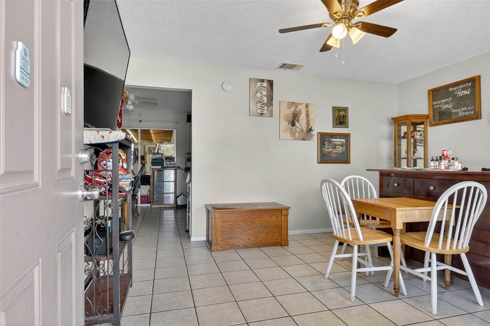 Image 10 of 61 For 2613 Fowler Avenue