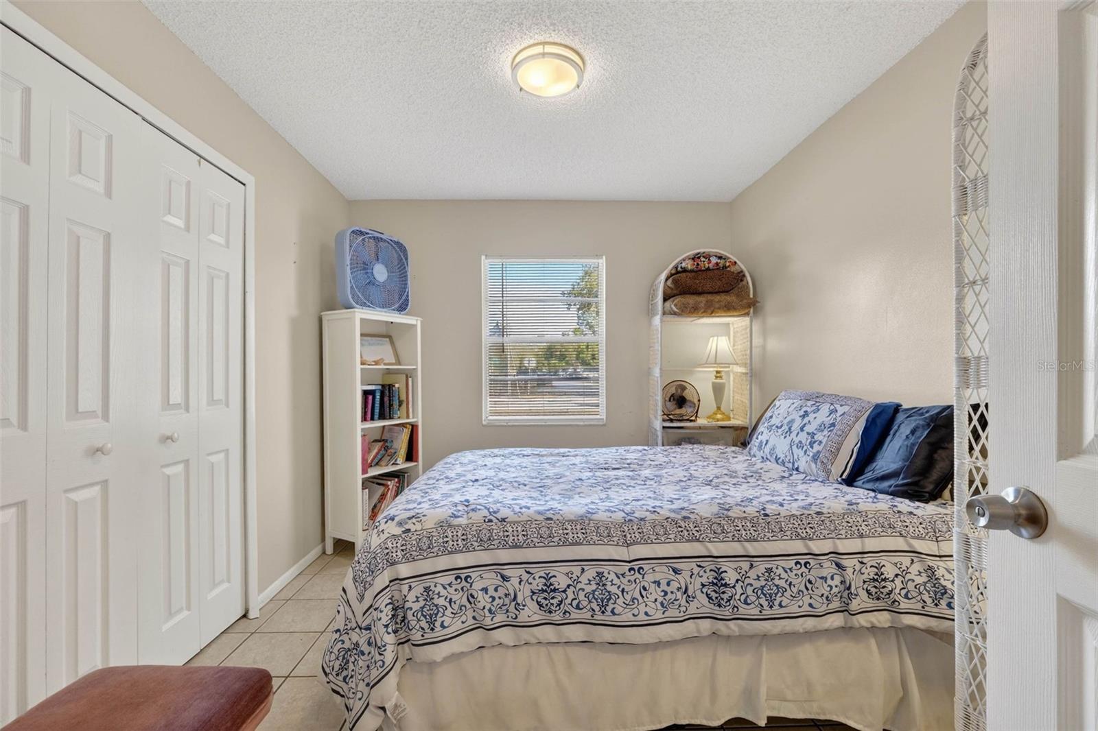 Image 28 of 61 For 2613 Fowler Avenue