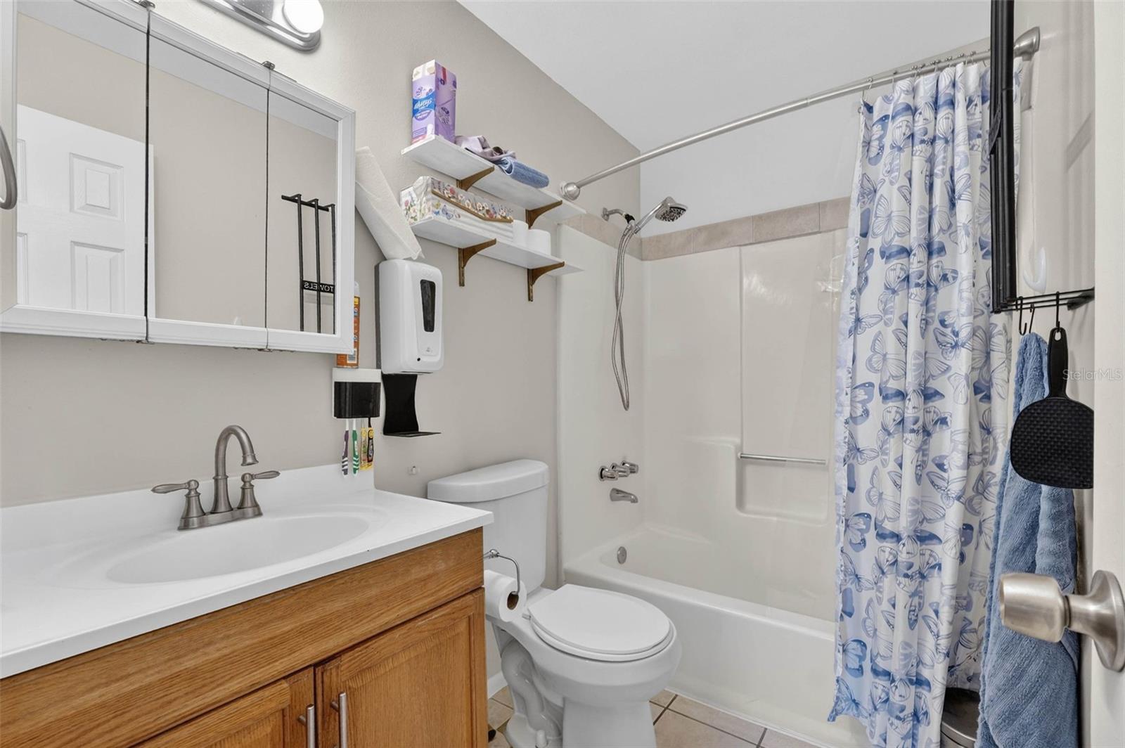 Image 31 of 61 For 2613 Fowler Avenue