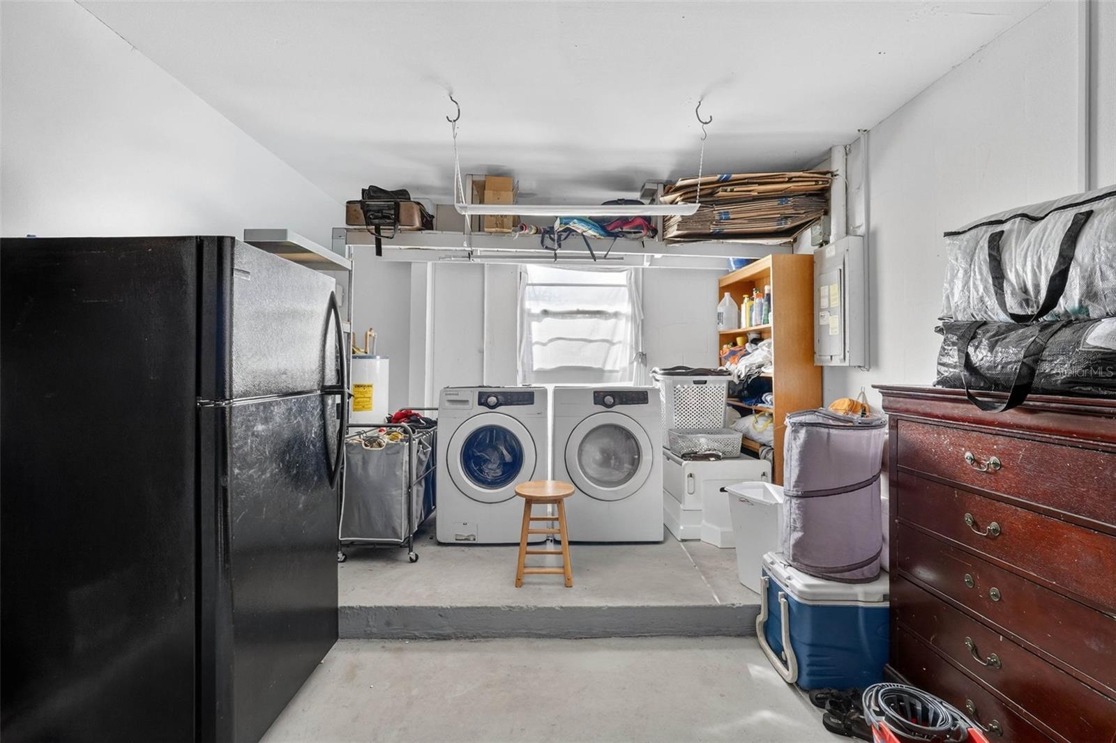 Image 40 of 61 For 2613 Fowler Avenue