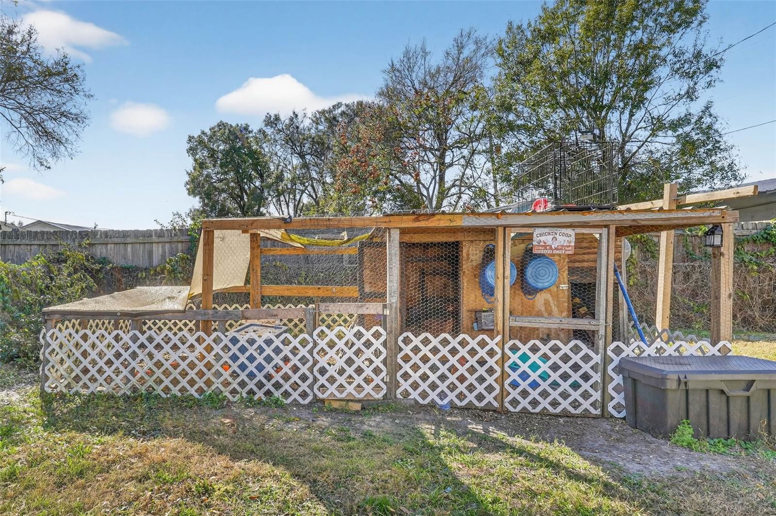 Image 45 of 61 For 2613 Fowler Avenue