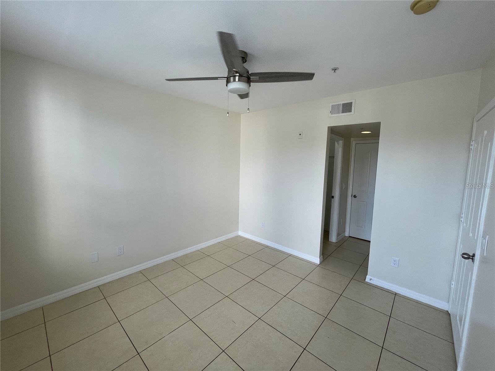 Image 26 of 45 For 1020 Siena Park Boulevard W 304