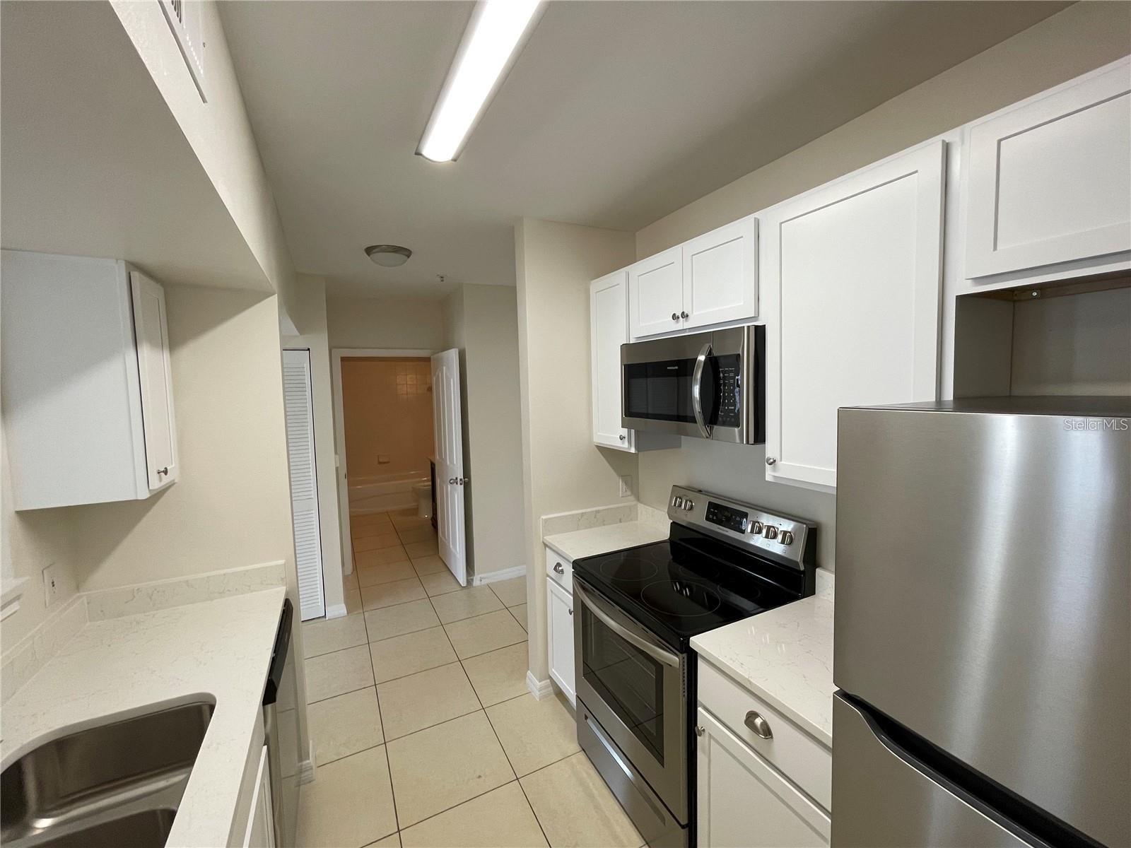 Image 6 of 45 For 1020 Siena Park Boulevard W 304