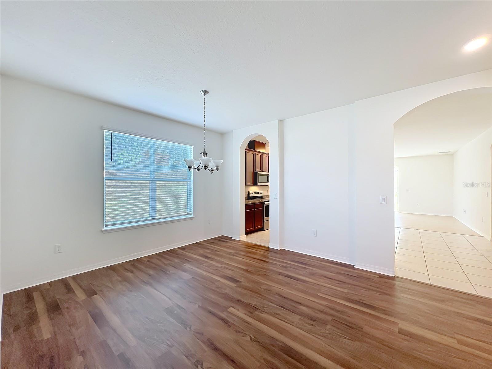 Image 10 of 48 For 1490 Stone Arrow Court