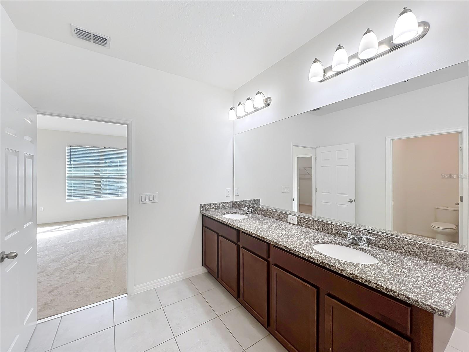 Image 29 of 48 For 1490 Stone Arrow Court