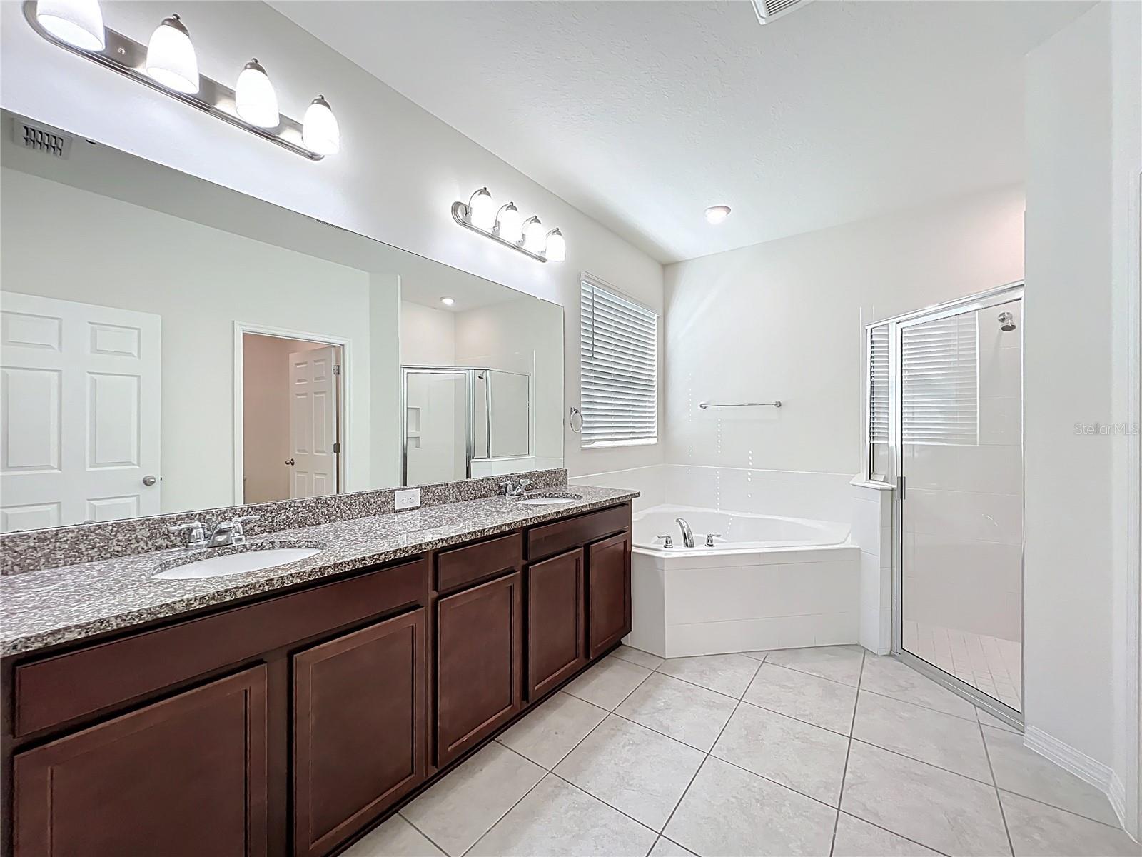 Image 39 of 48 For 1490 Stone Arrow Court