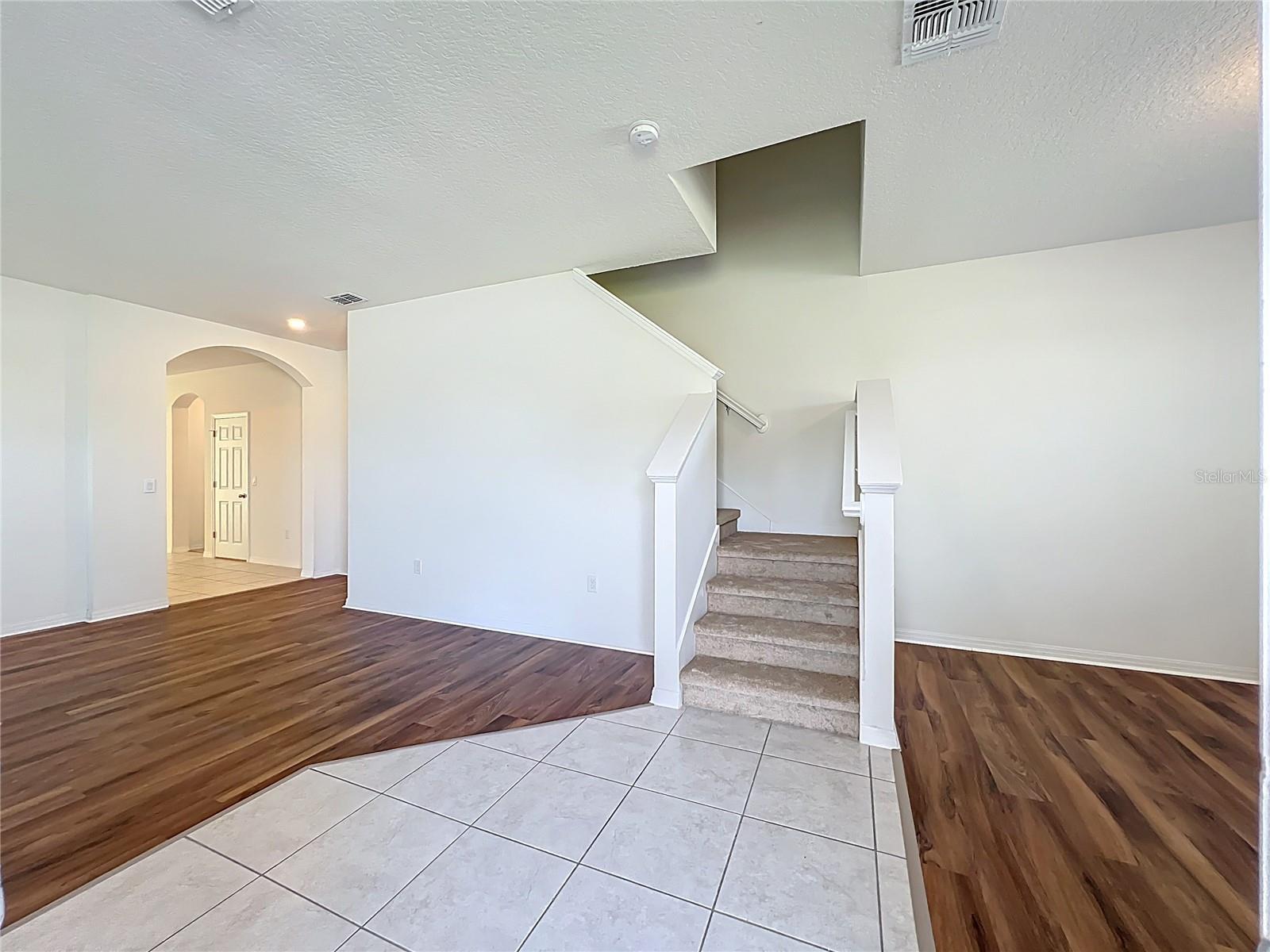 Image 9 of 48 For 1490 Stone Arrow Court