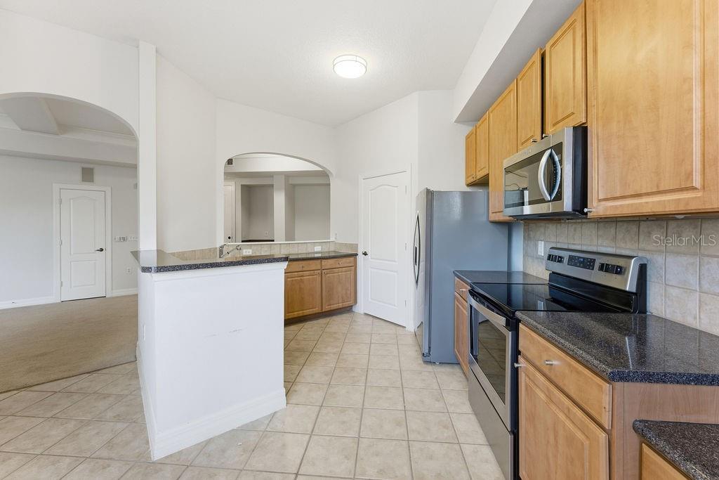 Image 12 of 49 For 501 Mirasol Circle 307