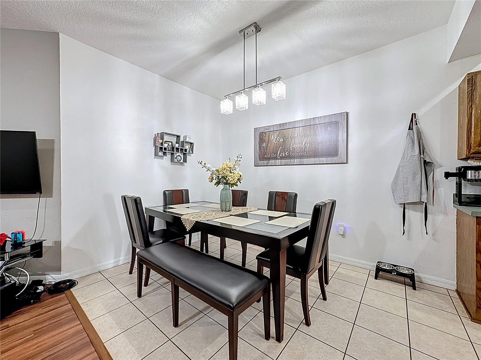 Image 12 of 45 For 3581 Home Town Lane