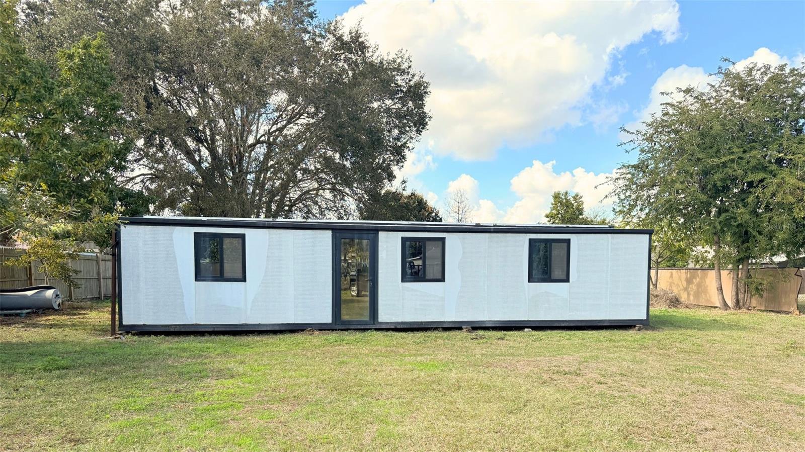 Image 5 of 5 For 9560 Hoenstine Avenue