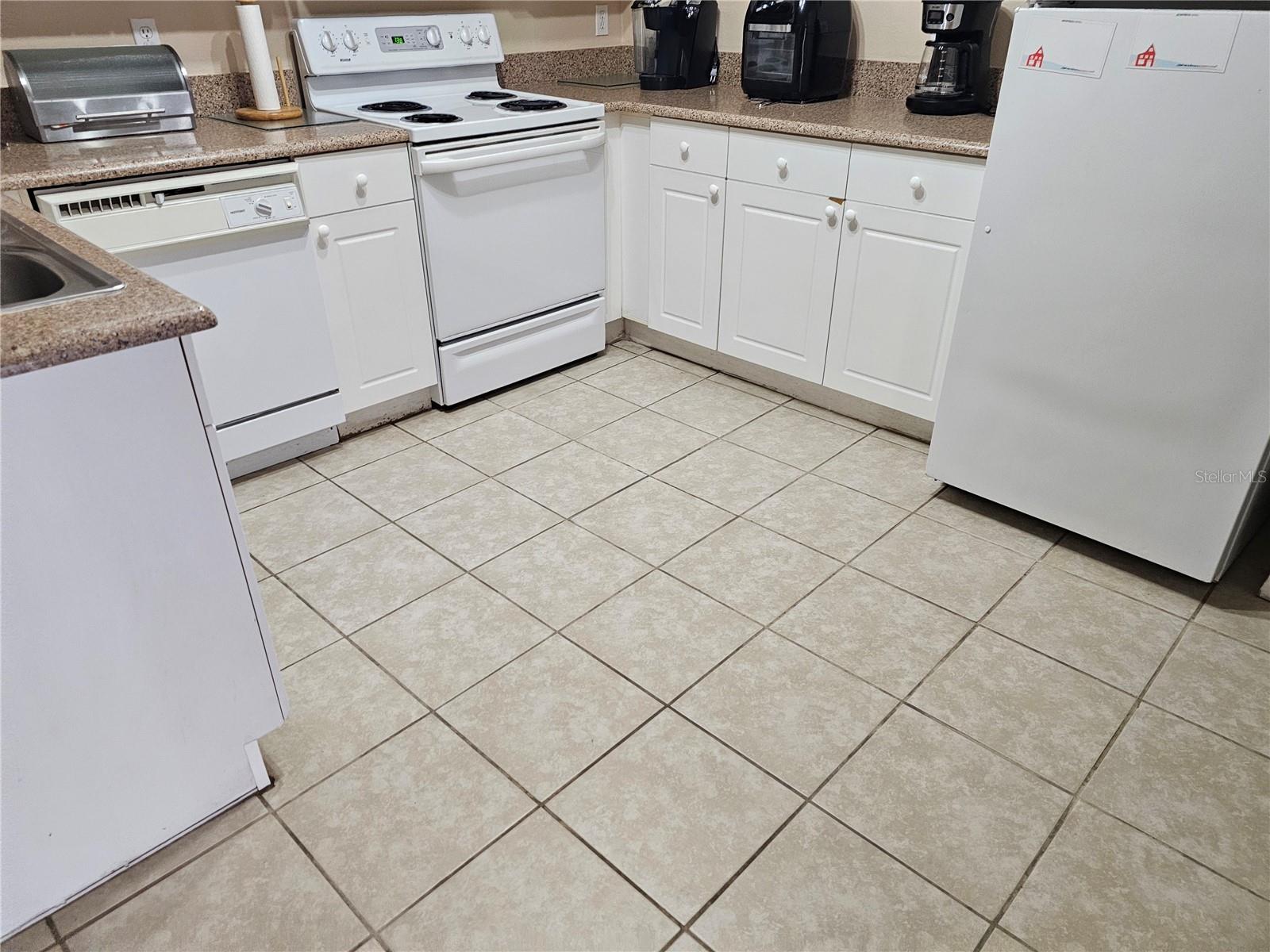 Image 5 of 16 For 8815 Grand Palms Circle B