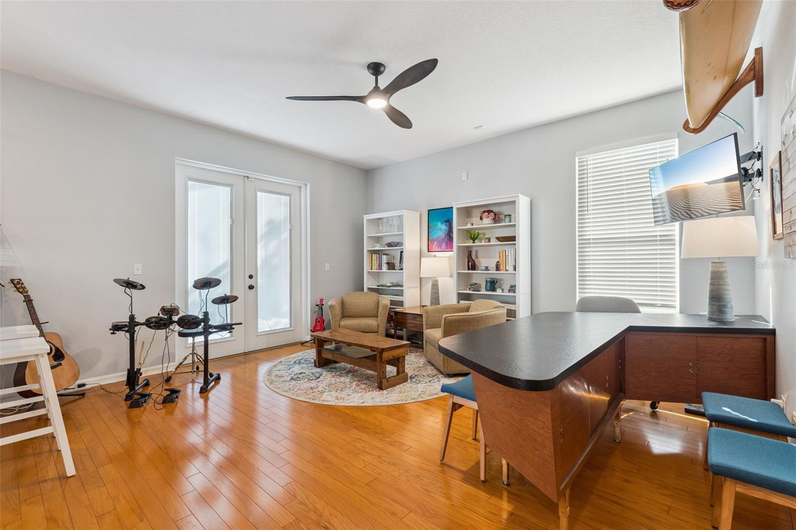 Image 10 of 42 For 4813 Quiet Oak Lane