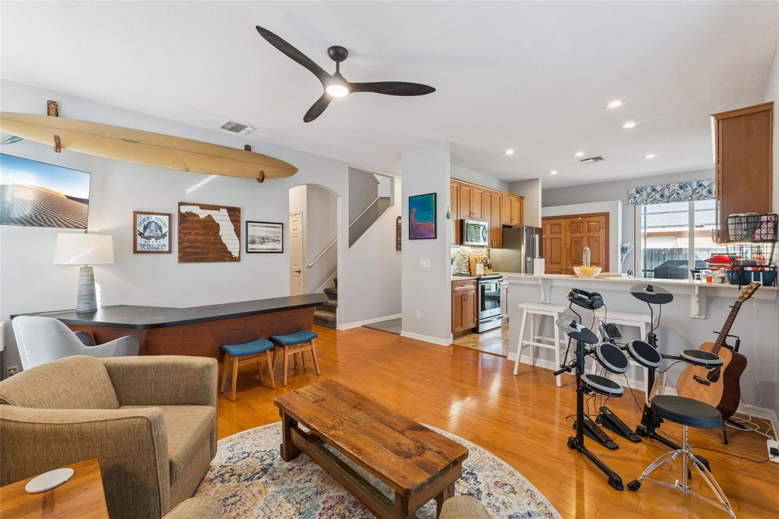 Image 9 of 42 For 4813 Quiet Oak Lane