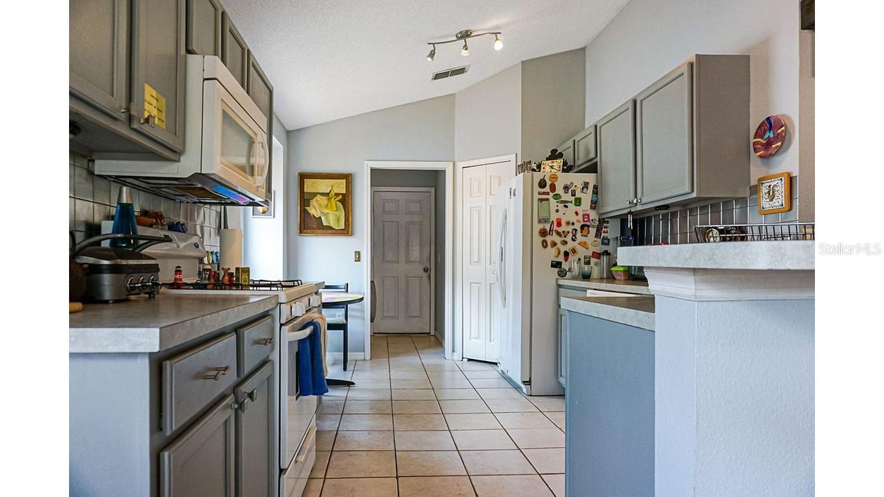 Image 3 of 14 For 205 Nicholson Drive