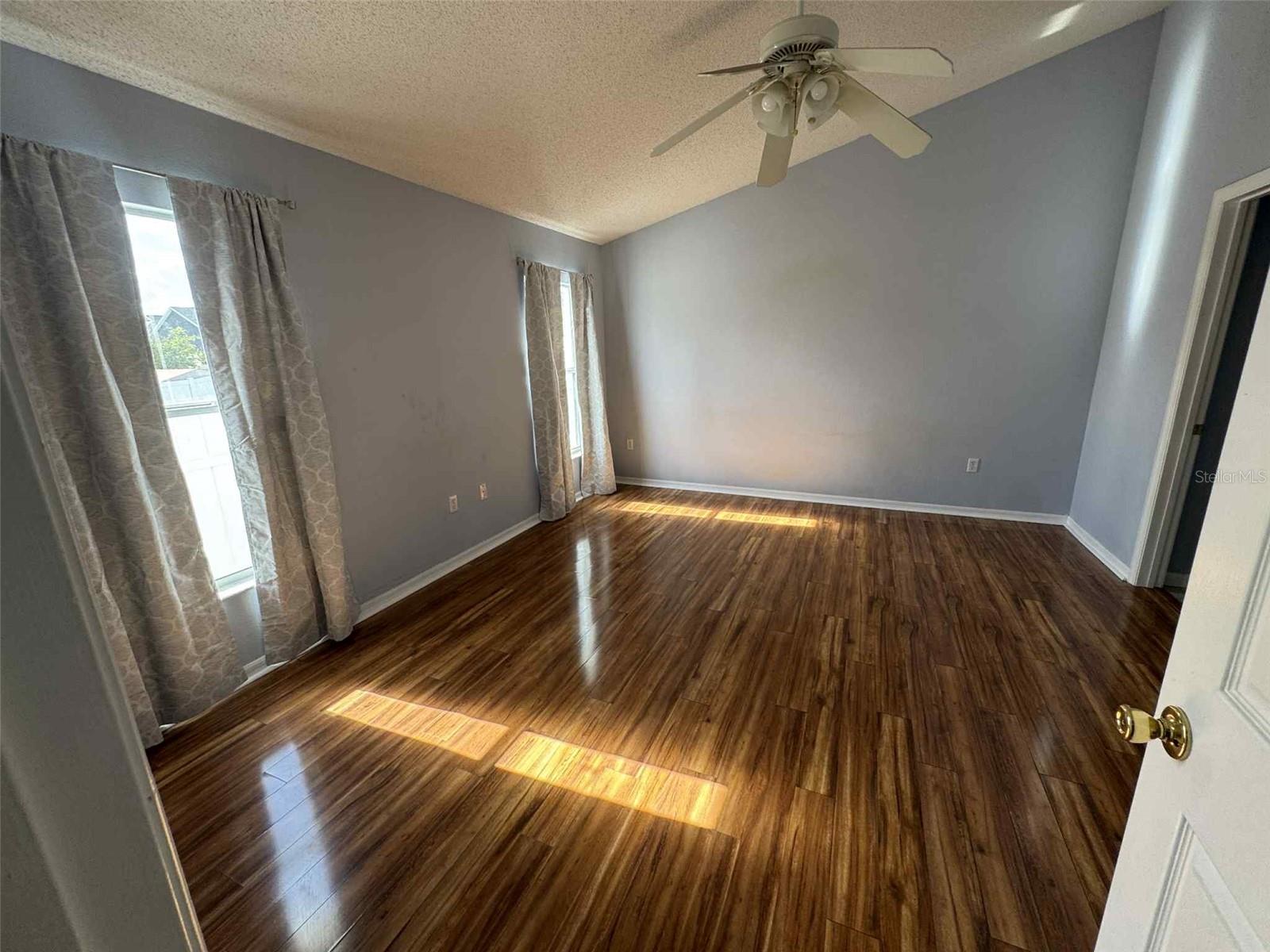 Image 9 of 14 For 205 Nicholson Drive