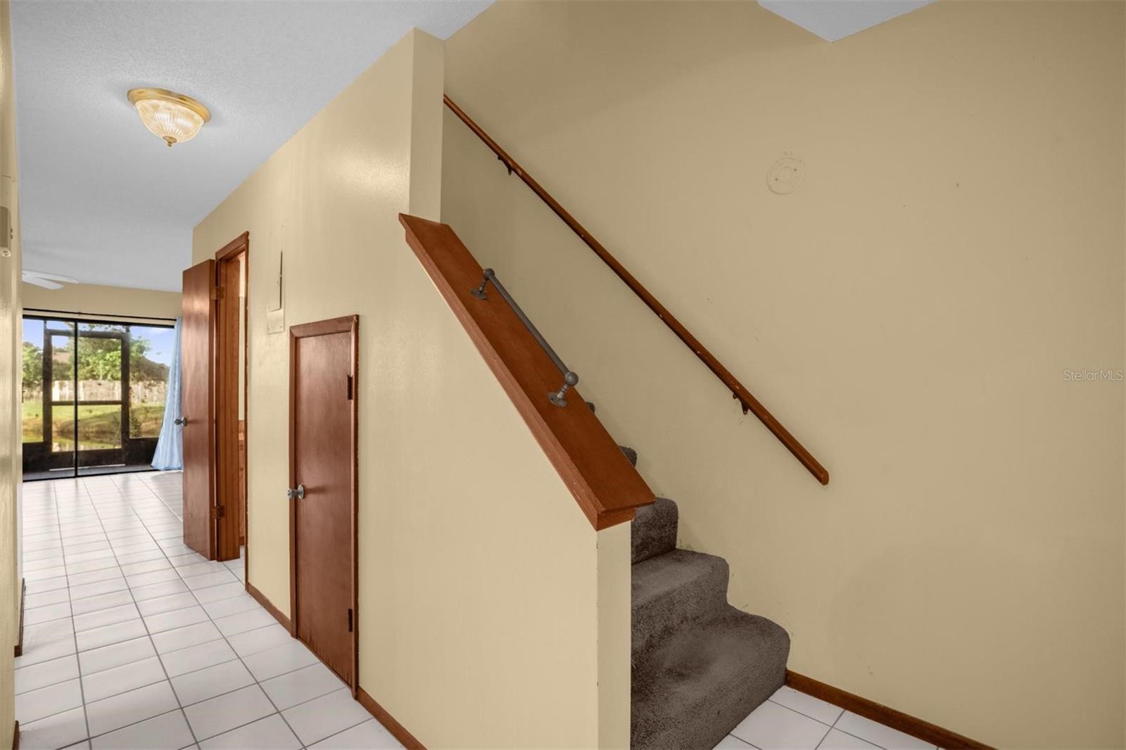 Image 11 of 22 For 1822 Foxhall Circle 1822