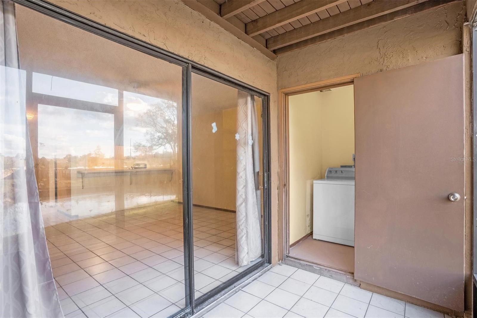 Image 13 of 22 For 1822 Foxhall Circle 1822