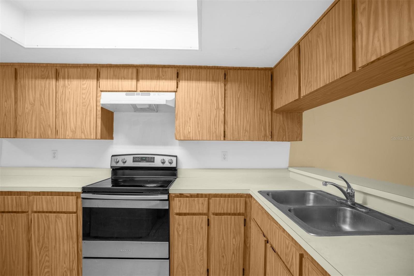 Image 7 of 22 For 1822 Foxhall Circle 1822