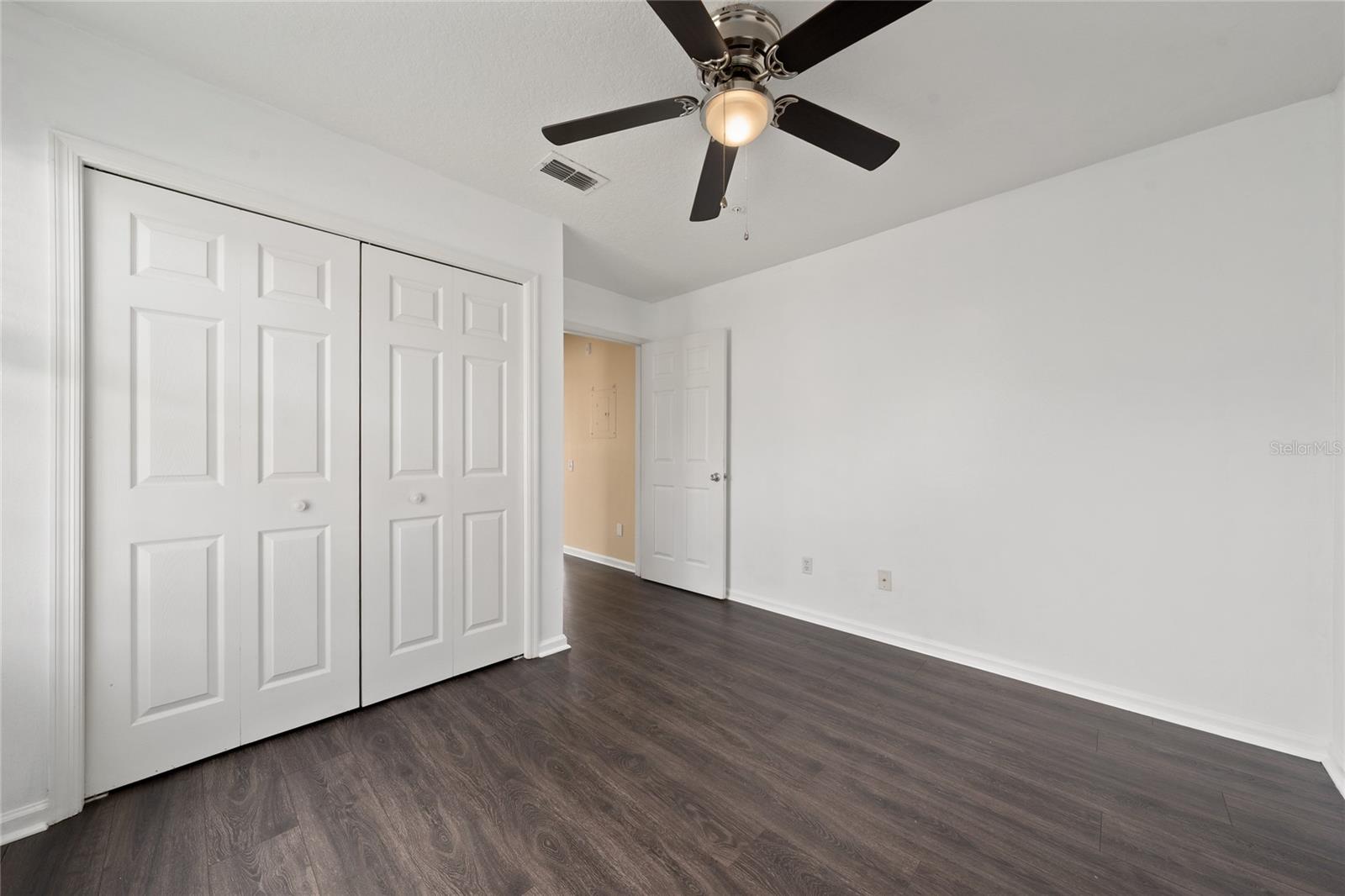 Image 25 of 32 For 3930 Southpointe Drive 213