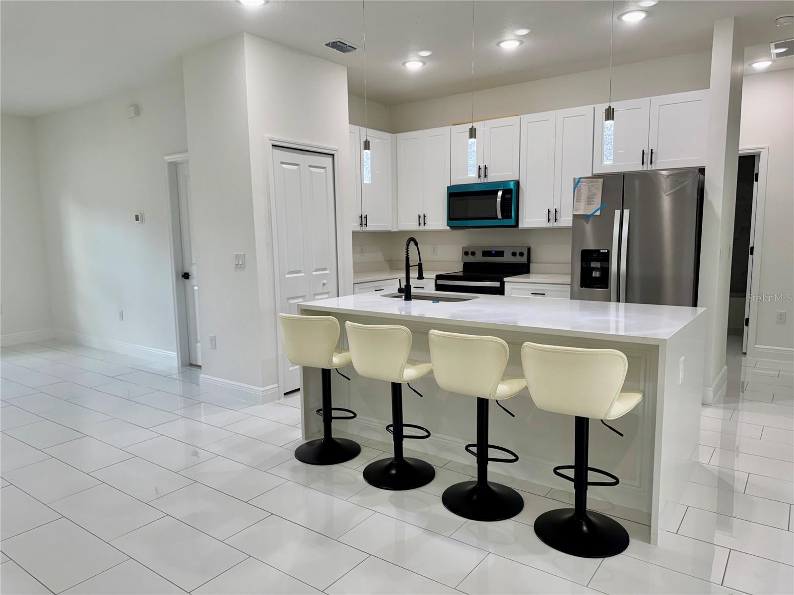 Image 17 of 46 For 12970 Sw 43rd Ave Rd