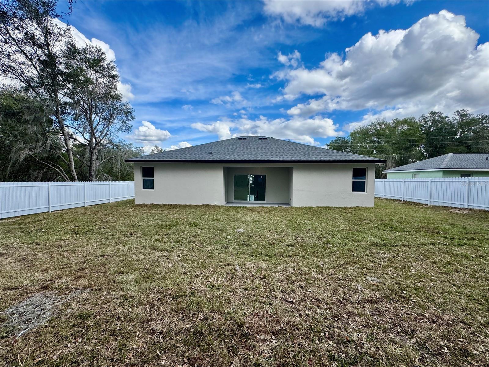 Image 27 of 46 For 12970 Sw 43rd Ave Rd