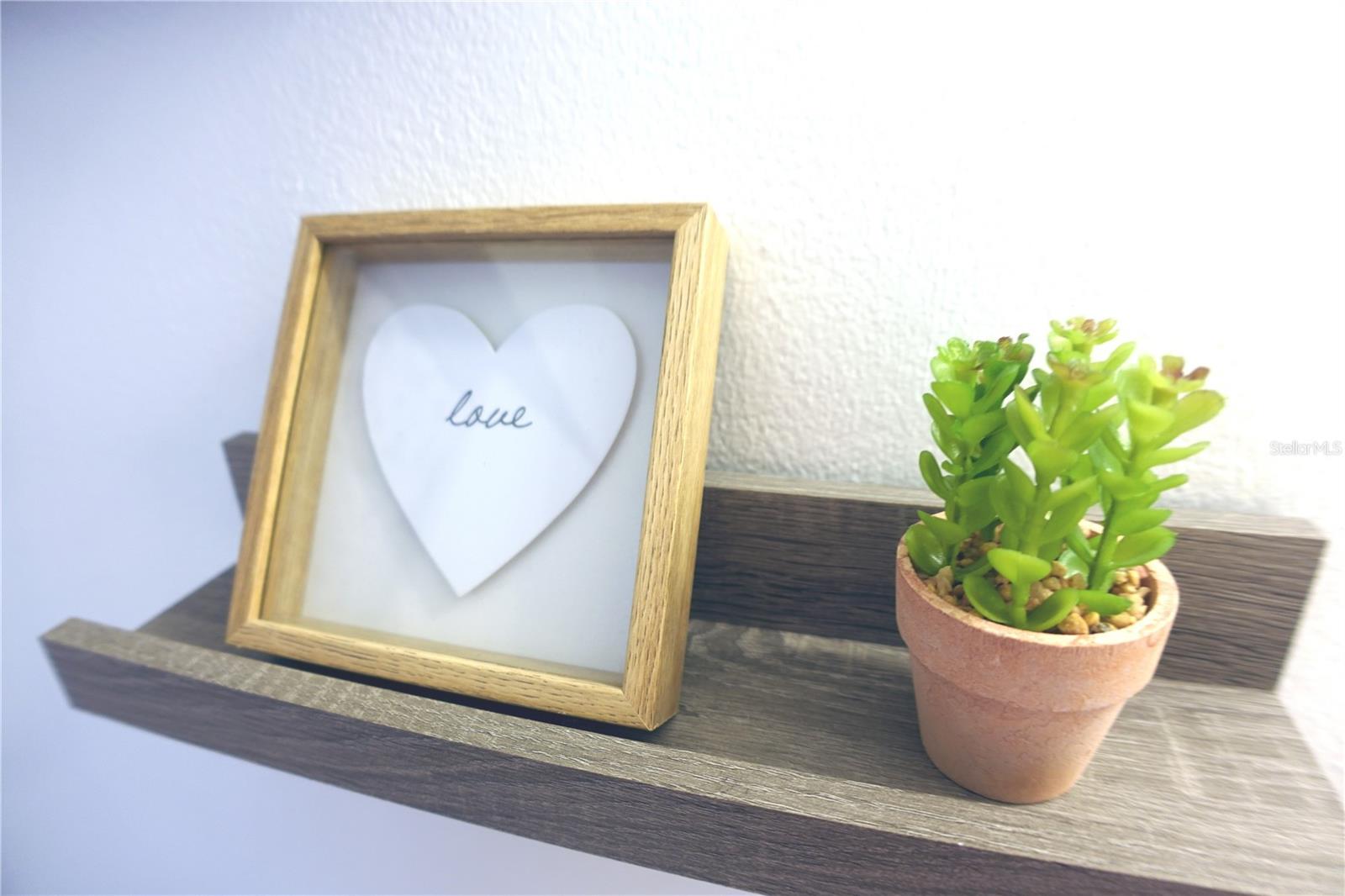 Image 19 of 24 For 957 Florida Parkway