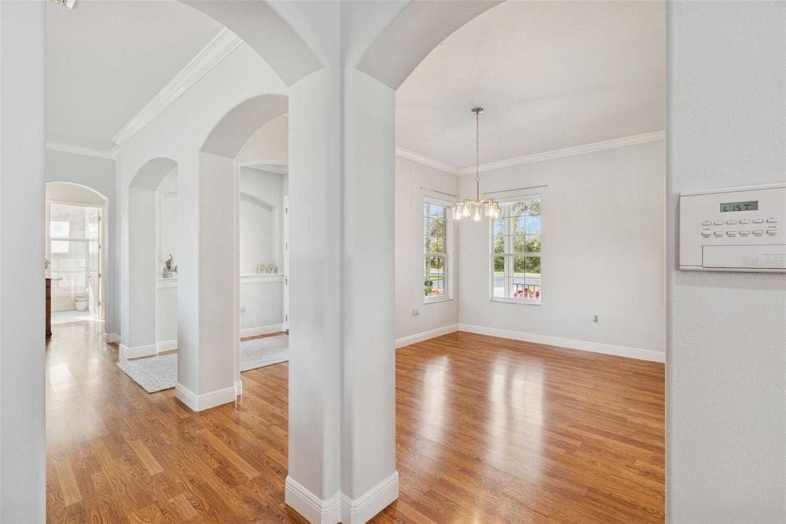 Image 16 of 76 For 801 Glendora Road