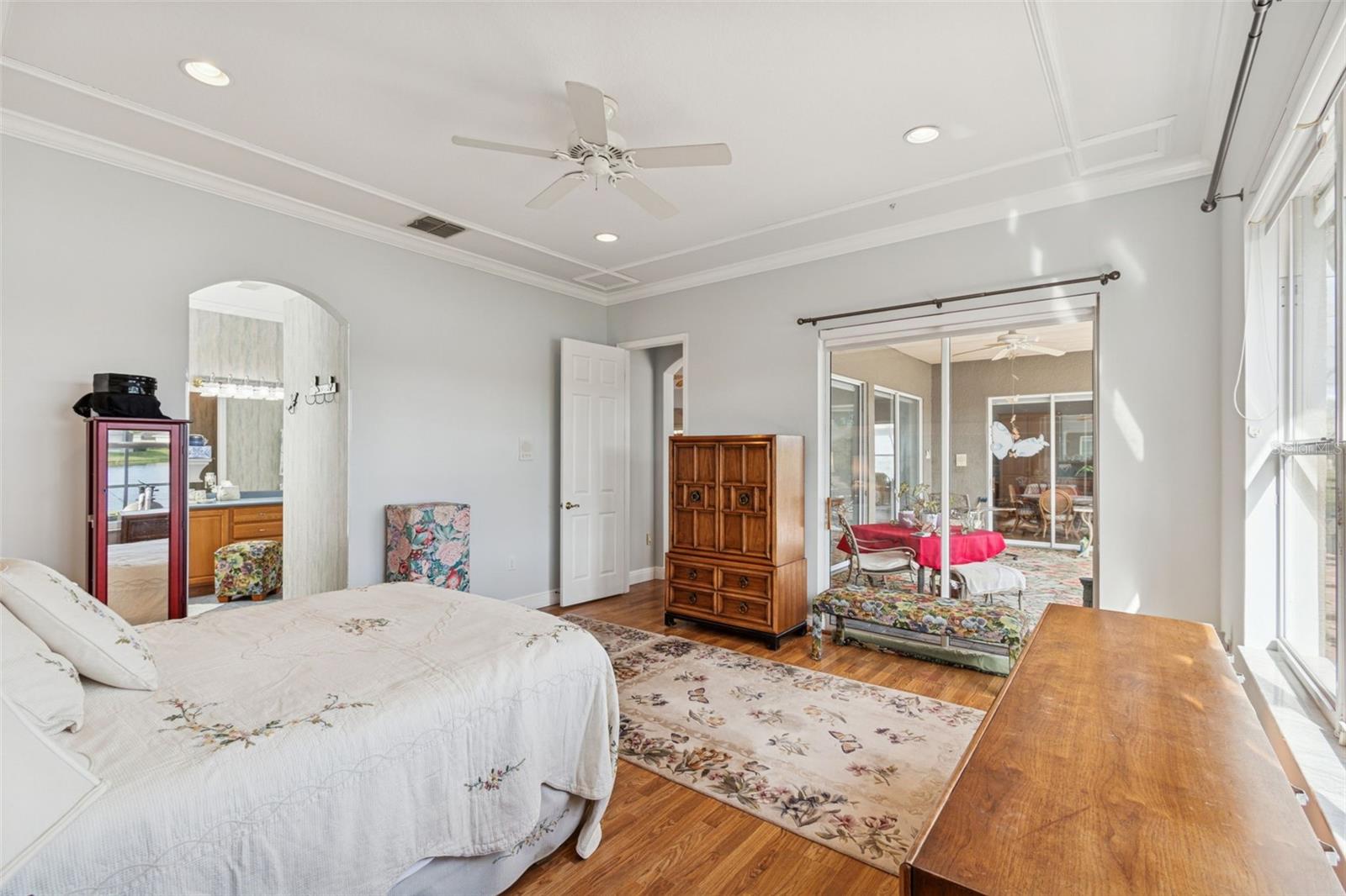 Image 26 of 76 For 801 Glendora Road