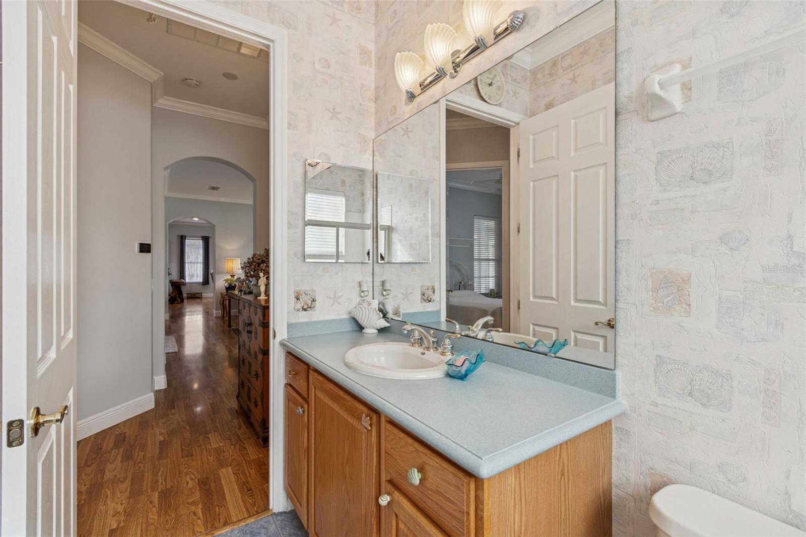 Image 35 of 76 For 801 Glendora Road