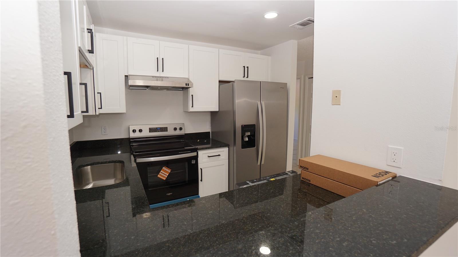 Image 5 of 17 For 842 Angela Lane