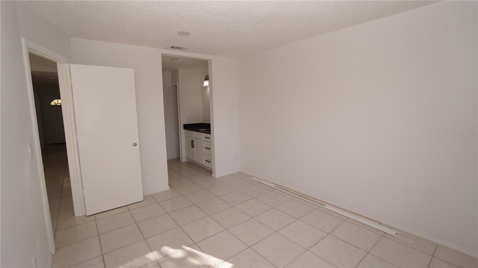 Image 9 of 17 For 842 Angela Lane