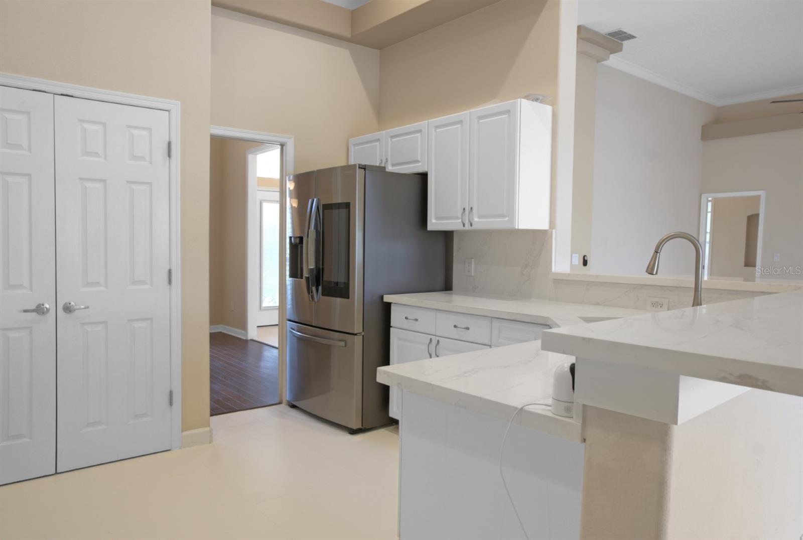 Image 14 of 38 For 1401 Sweet Bay Court