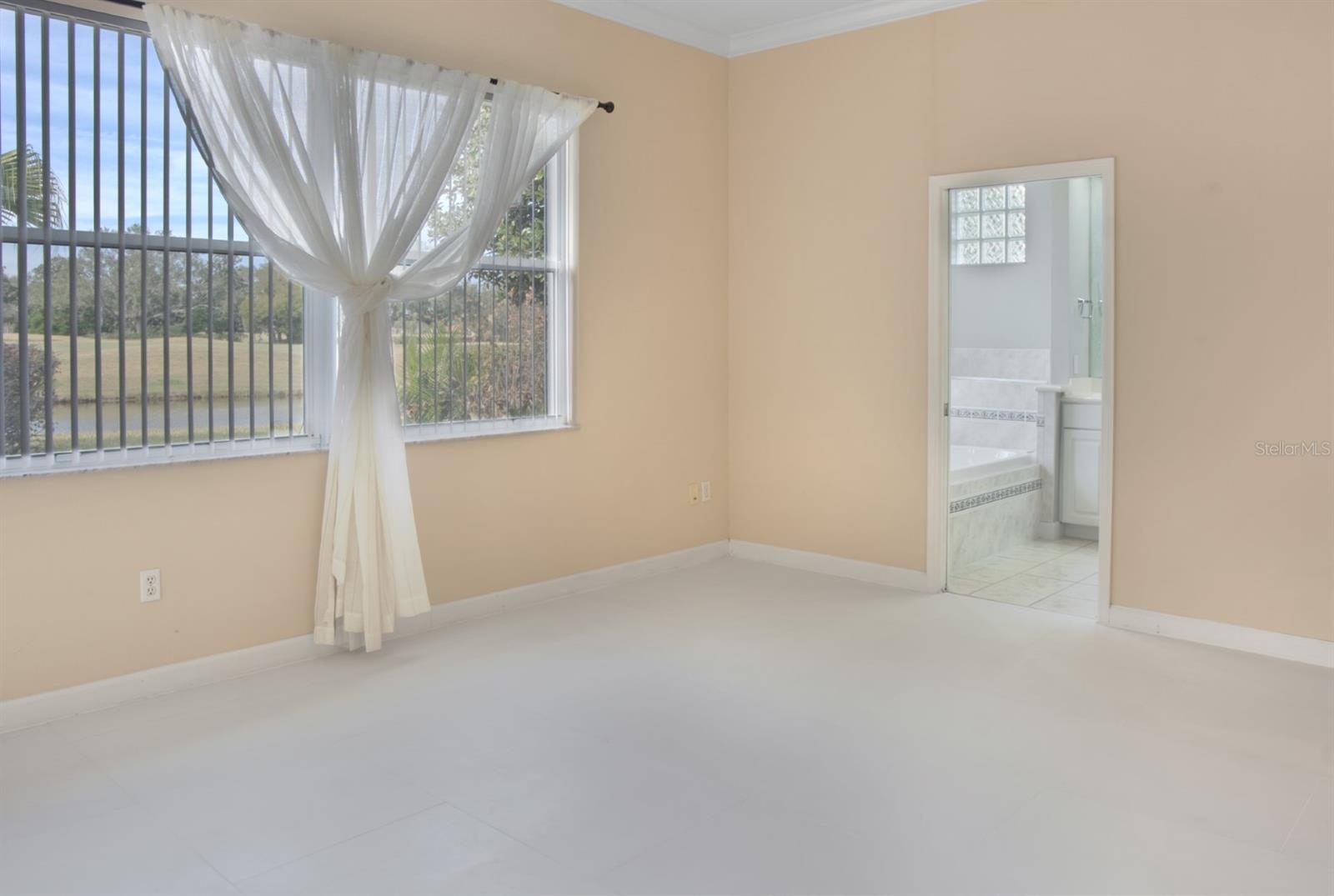 Image 17 of 38 For 1401 Sweet Bay Court