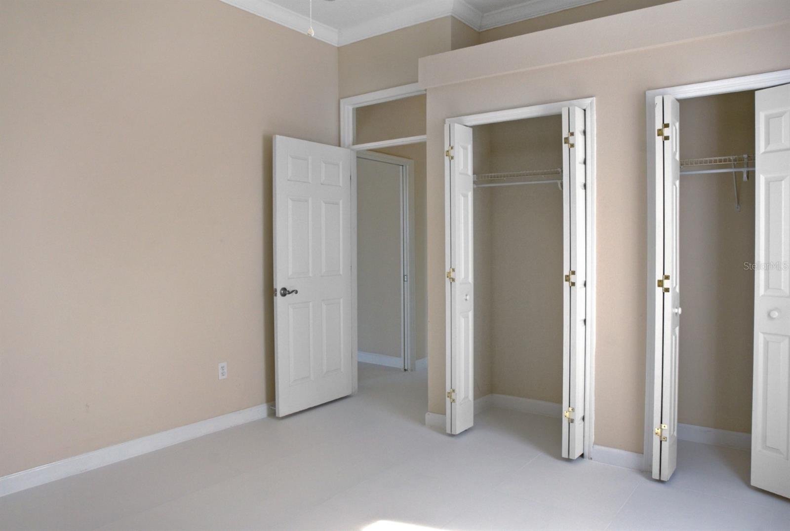 Image 26 of 38 For 1401 Sweet Bay Court