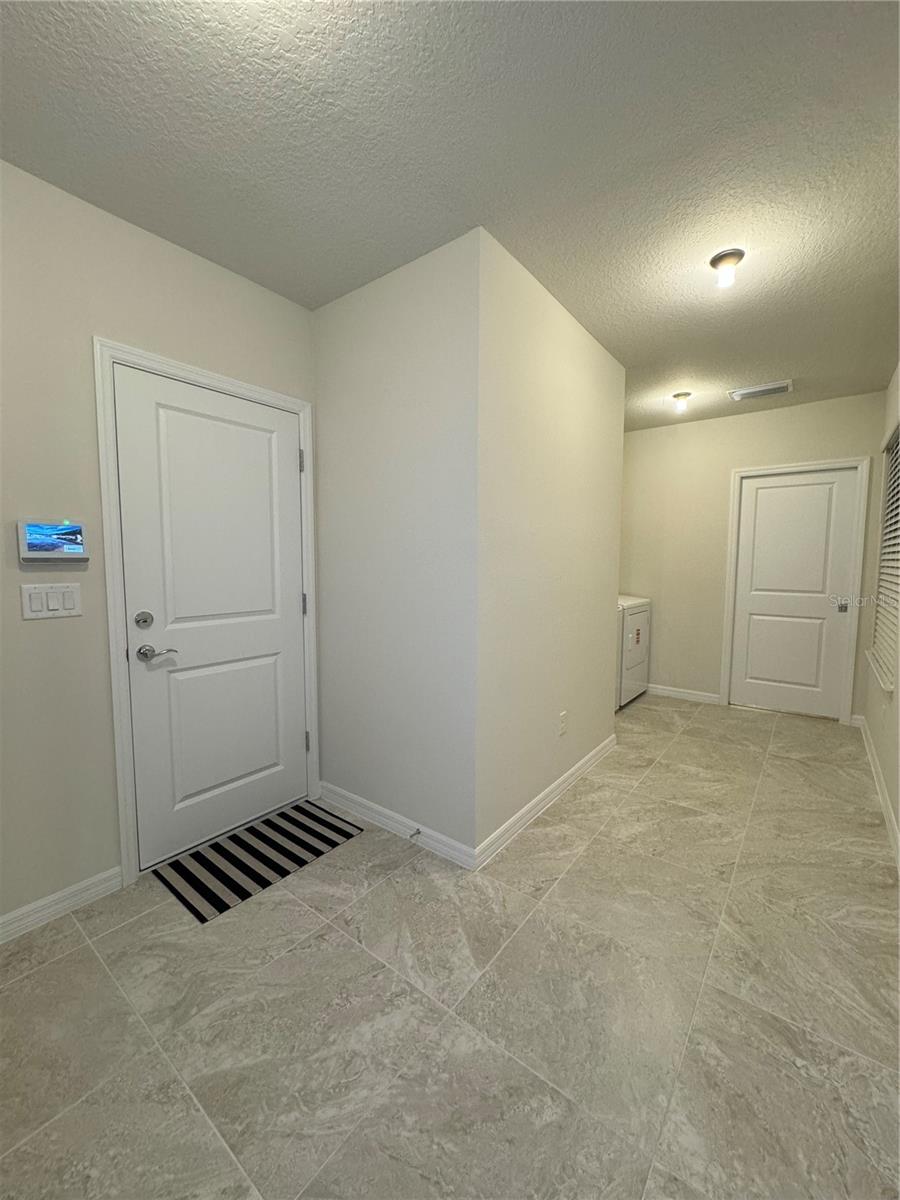 Image 14 of 26 For 7009 Camden Oaks Alley