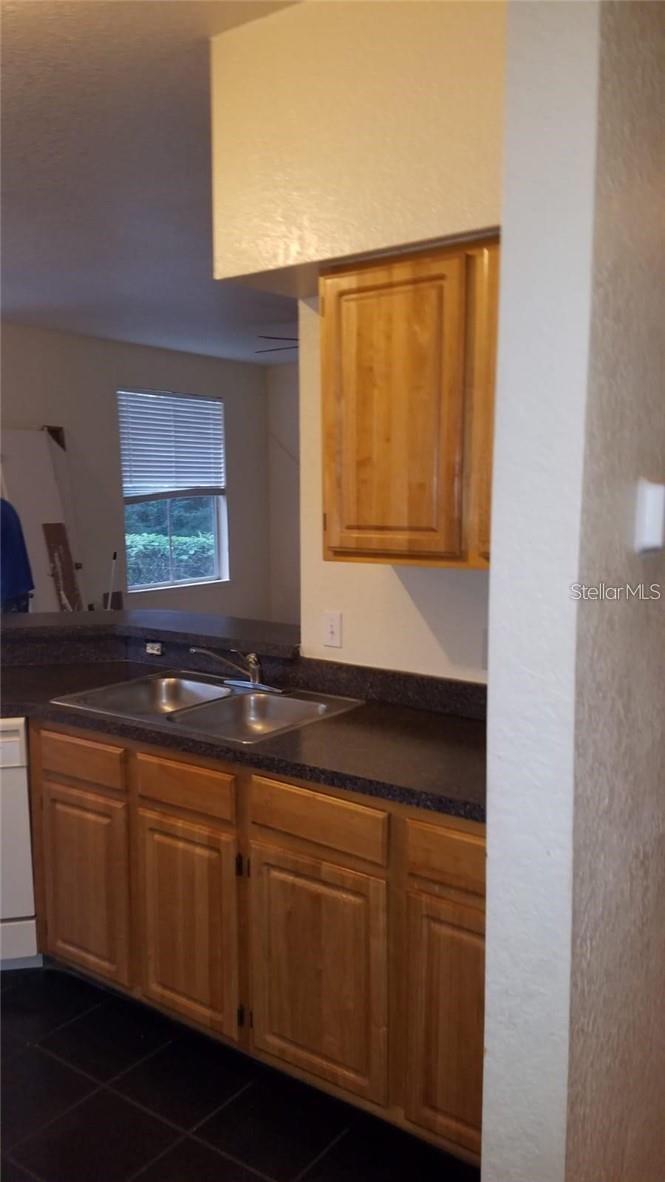 Image 3 of 10 For 5971 Westgate Drive 1213