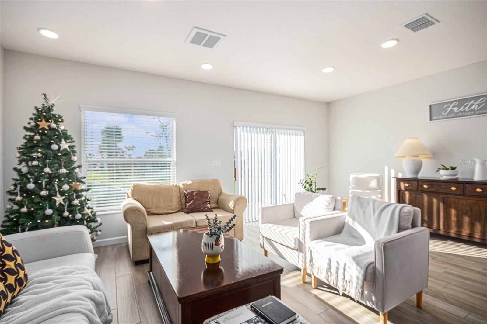 Image 4 of 25 For 4986 Prairie Preserve Run