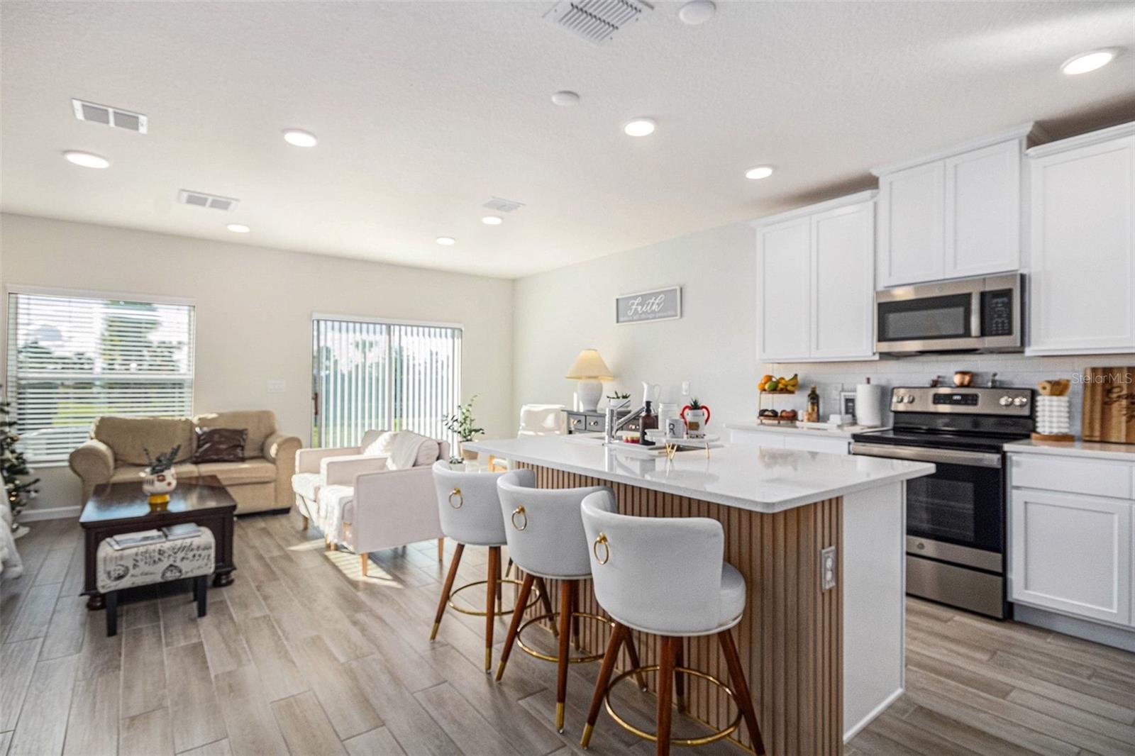 Image 6 of 25 For 4986 Prairie Preserve Run