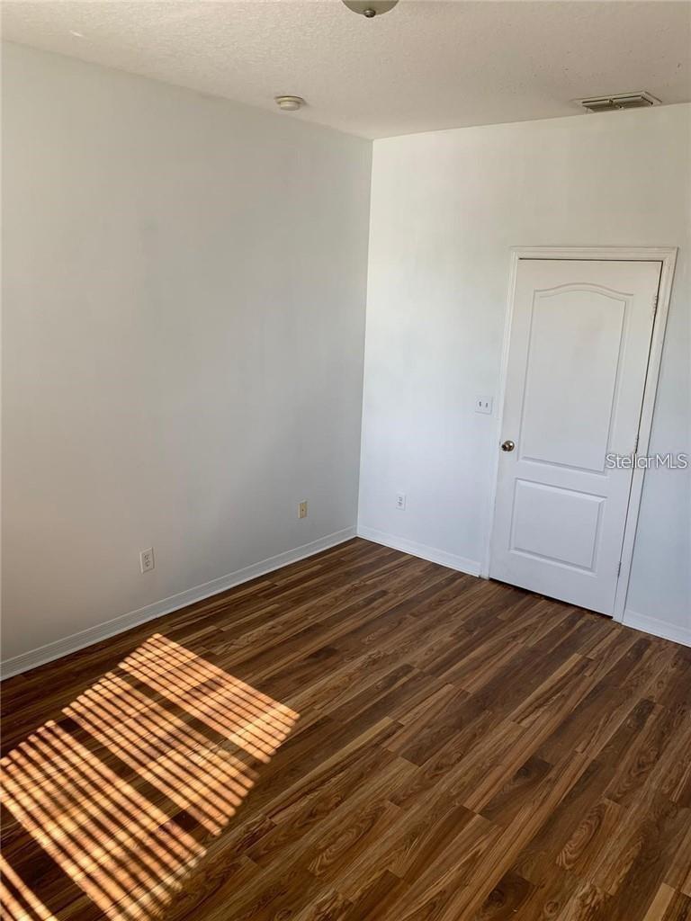 Image 5 of 11 For 10982 Savannah Wood Drive 156