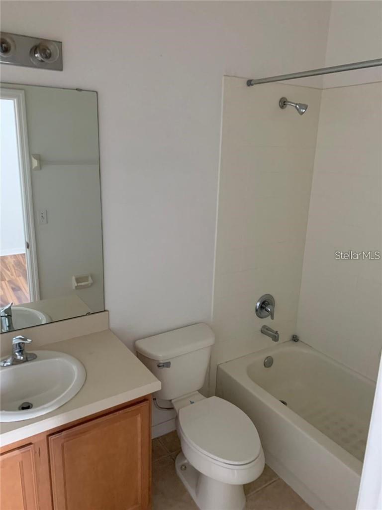 Image 6 of 11 For 10982 Savannah Wood Drive 156