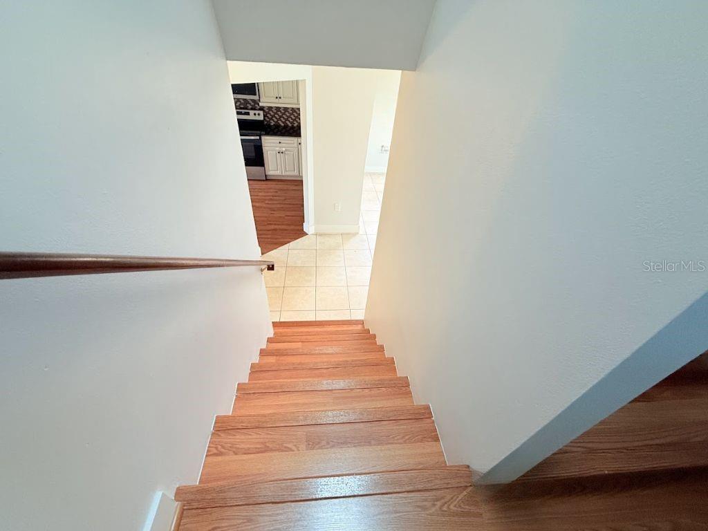 Image 25 of 35 For 109 Lakepointe Circle