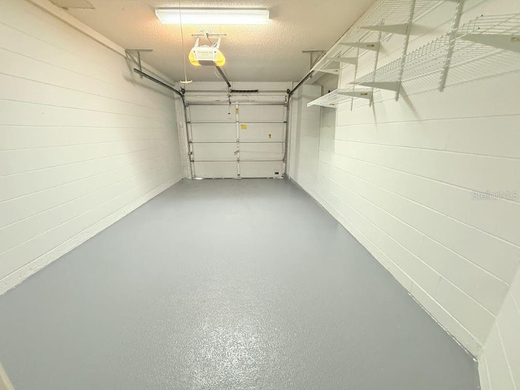 Image 31 of 35 For 109 Lakepointe Circle