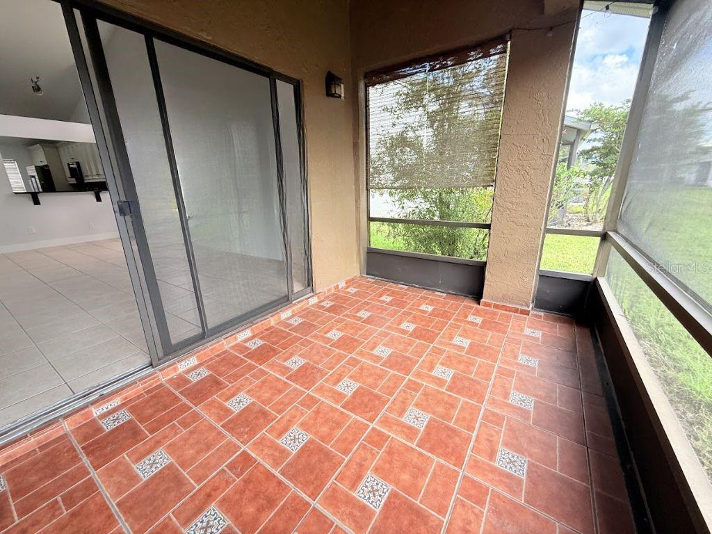 Image 4 of 35 For 109 Lakepointe Circle