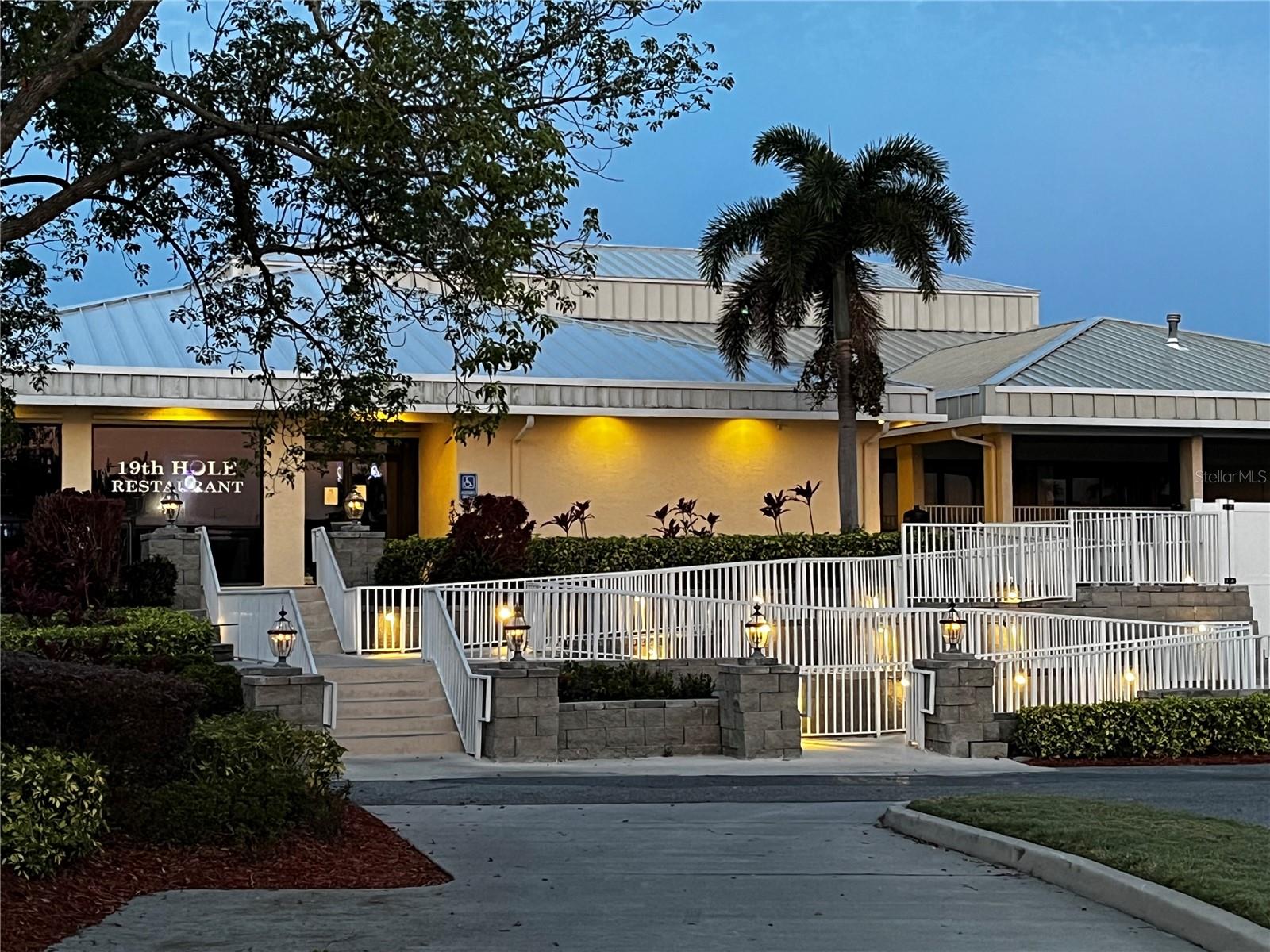 Image 12 of 23 For 3940 Atrium Drive 4